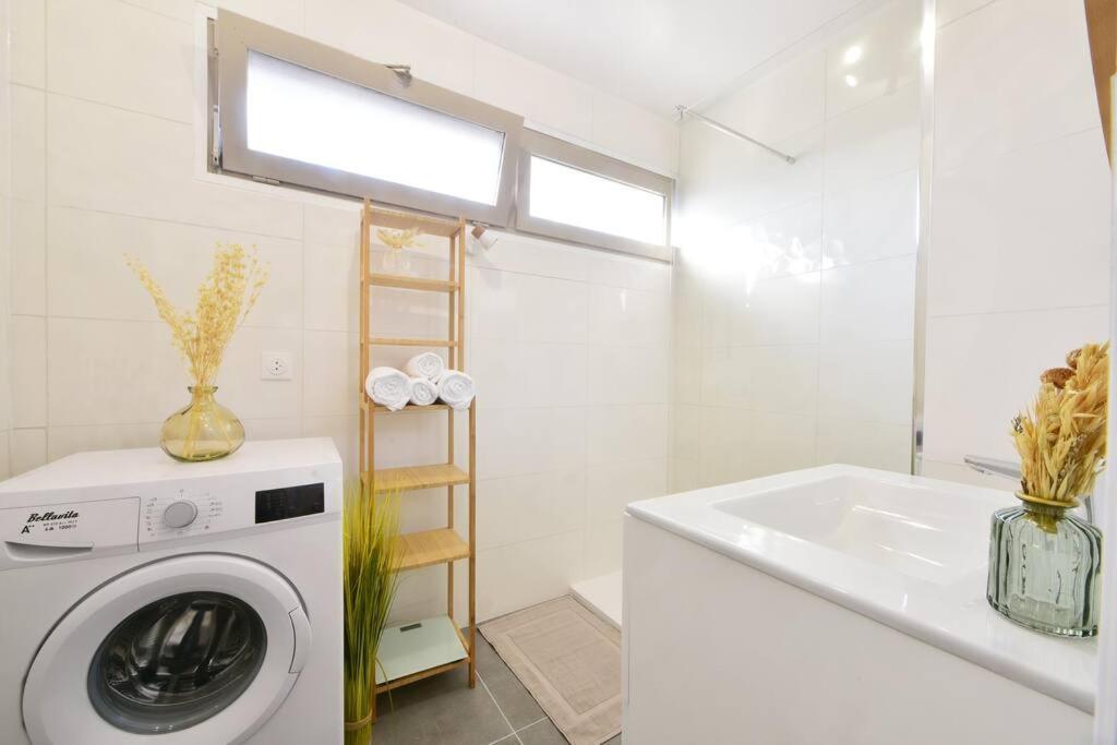 Cabana & Le Central - Proche Lac , Terrasse Et Parking Annecy Ngoại thất bức ảnh
