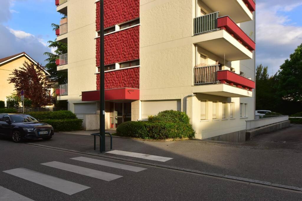 Cabana & Le Central - Proche Lac , Terrasse Et Parking Annecy Ngoại thất bức ảnh