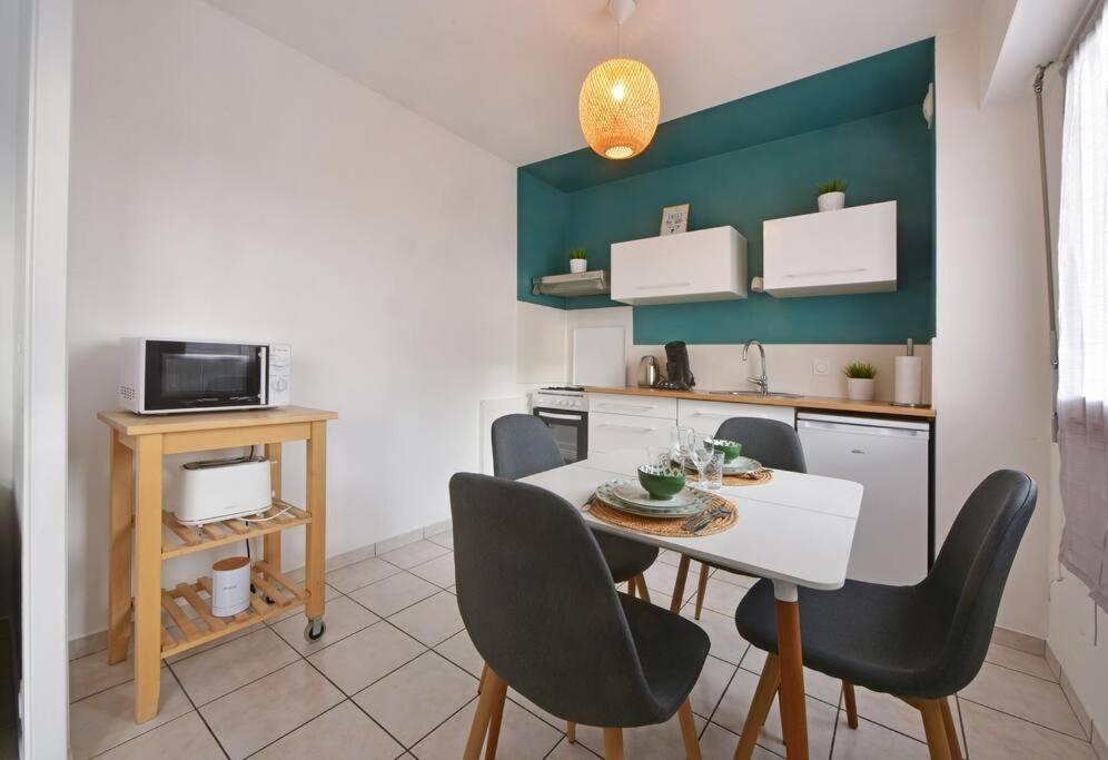 Cabana & Le Central - Proche Lac , Terrasse Et Parking Annecy Ngoại thất bức ảnh