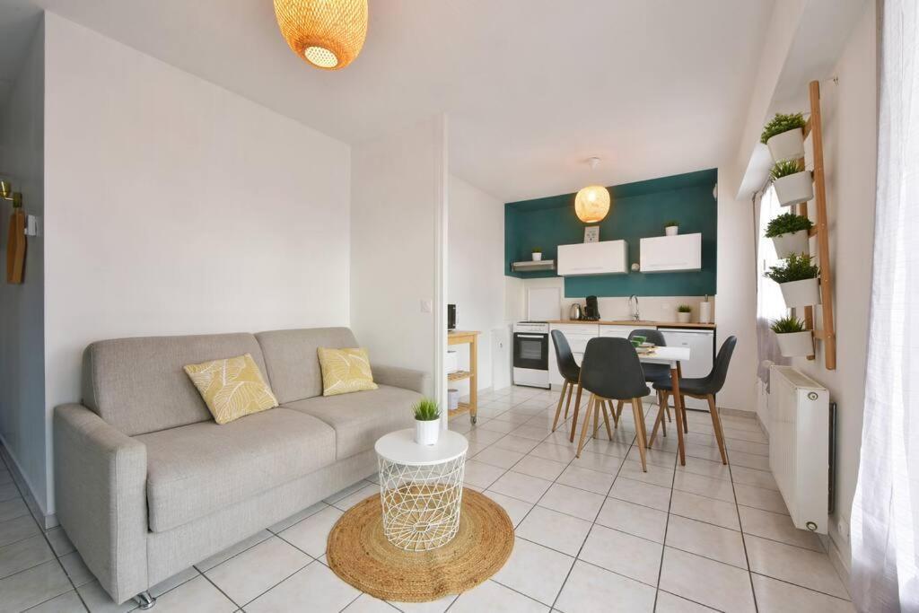 Cabana & Le Central - Proche Lac , Terrasse Et Parking Annecy Ngoại thất bức ảnh